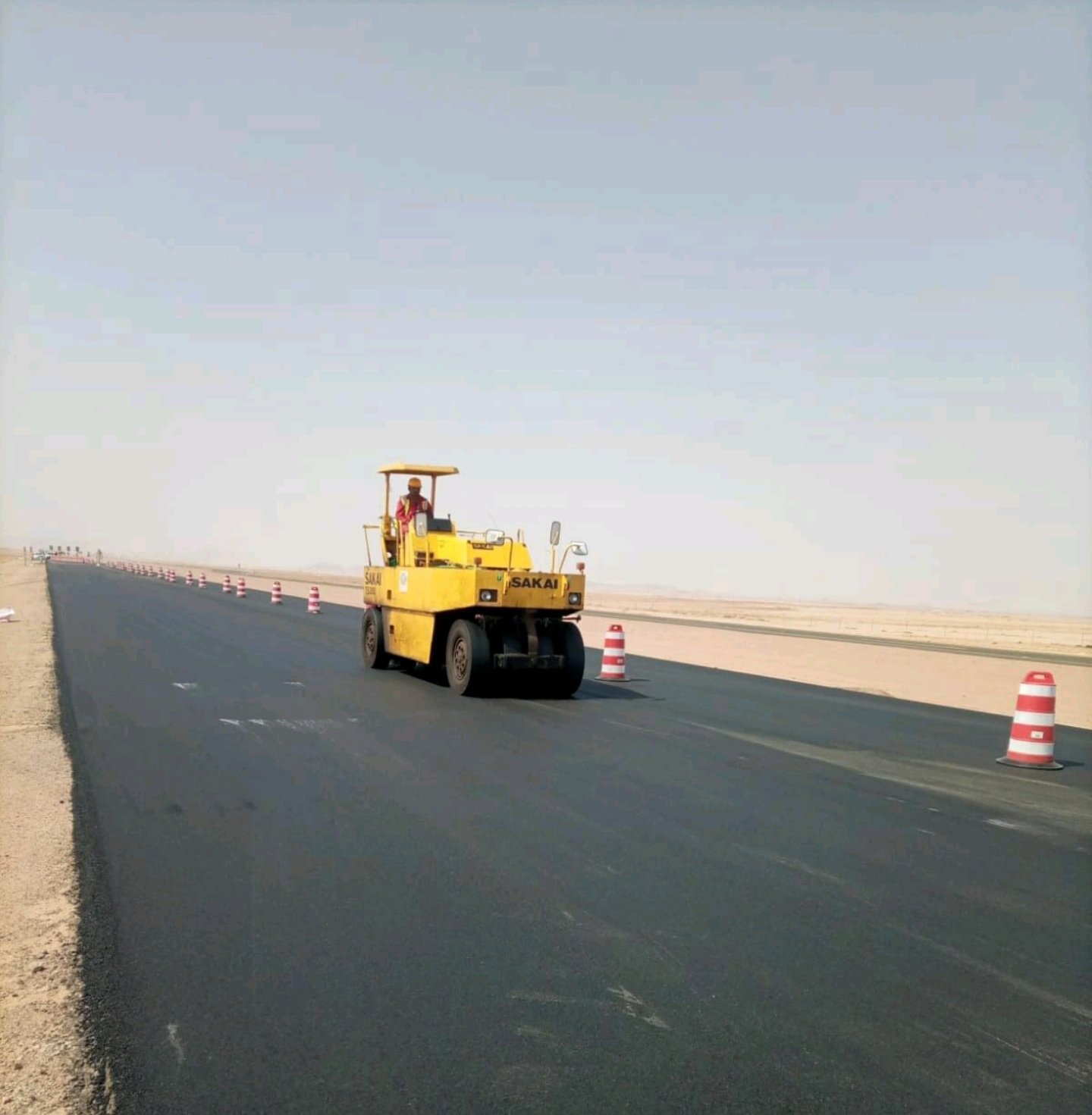 خبراء الأسفلت في جازان نقدم لك خدمات أسفلت أمام المنازل بأعلى معايير الجودة.